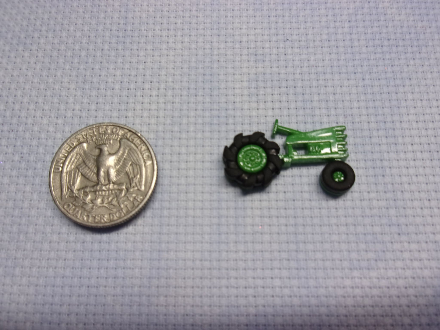 On The Farm Needle Minders Tractor