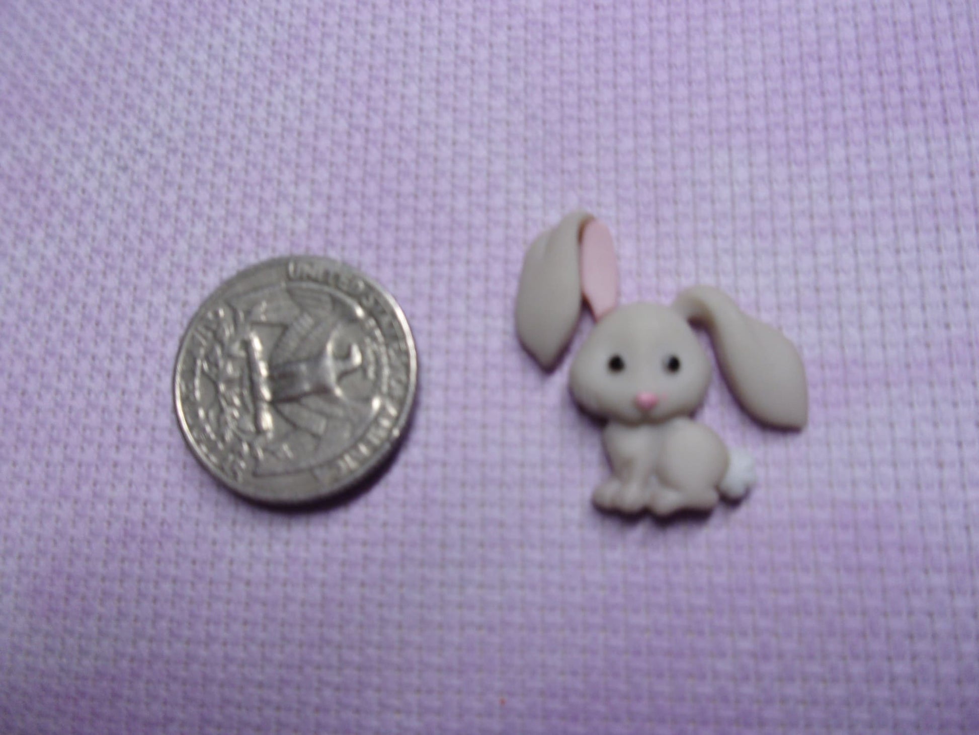 Bunnies Needle Minders Beige