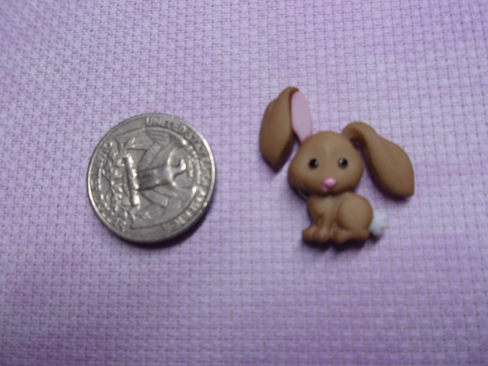 Bunnies Needle Minders Brown