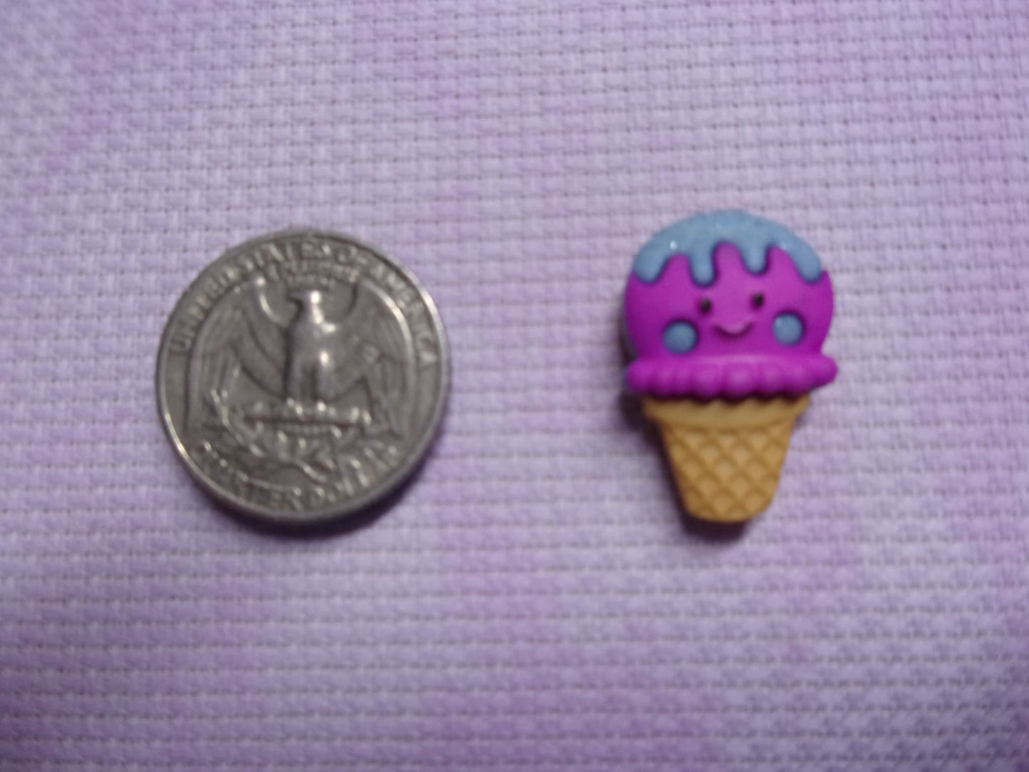 Smiley Desserts Needle Minders Cone