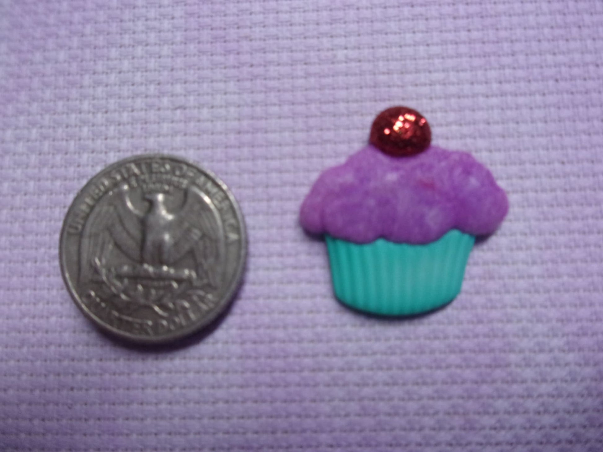 Cupcakes Needle Minders Lg Velvet Needle Minders