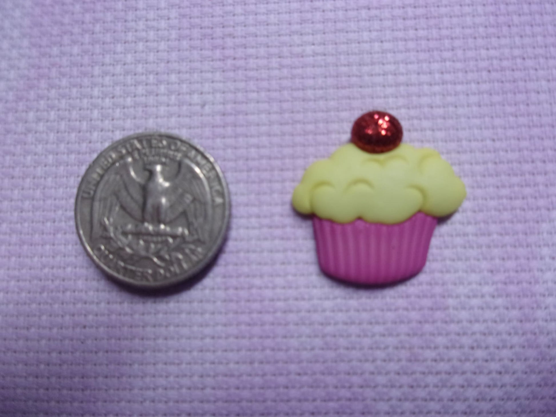 Cupcakes Needle Minders Lg Cherry Needle Minders