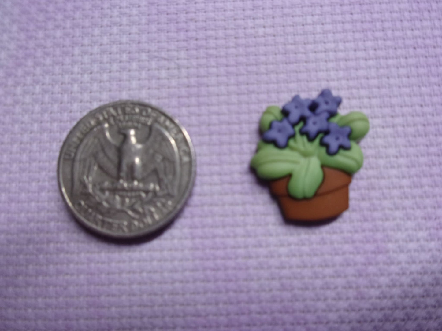 Flower Pots Needle Minders Blue