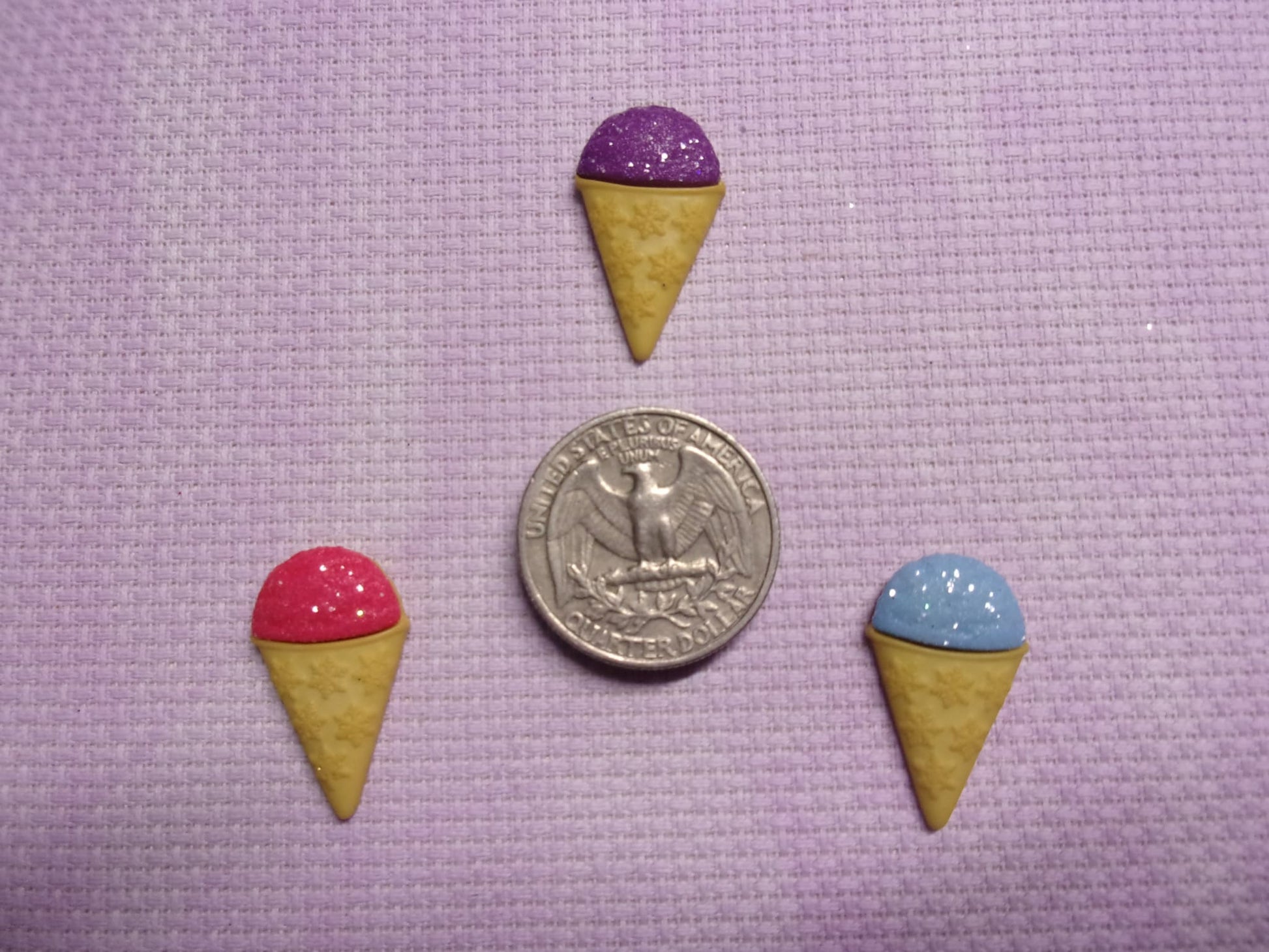 Cones Needle Minders Medium