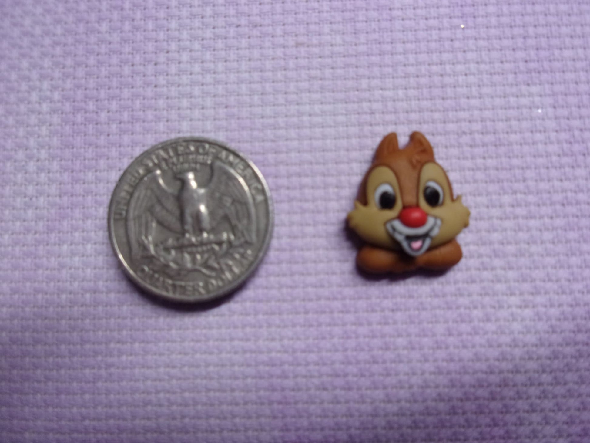 Chip And Dale Needle Minders Head