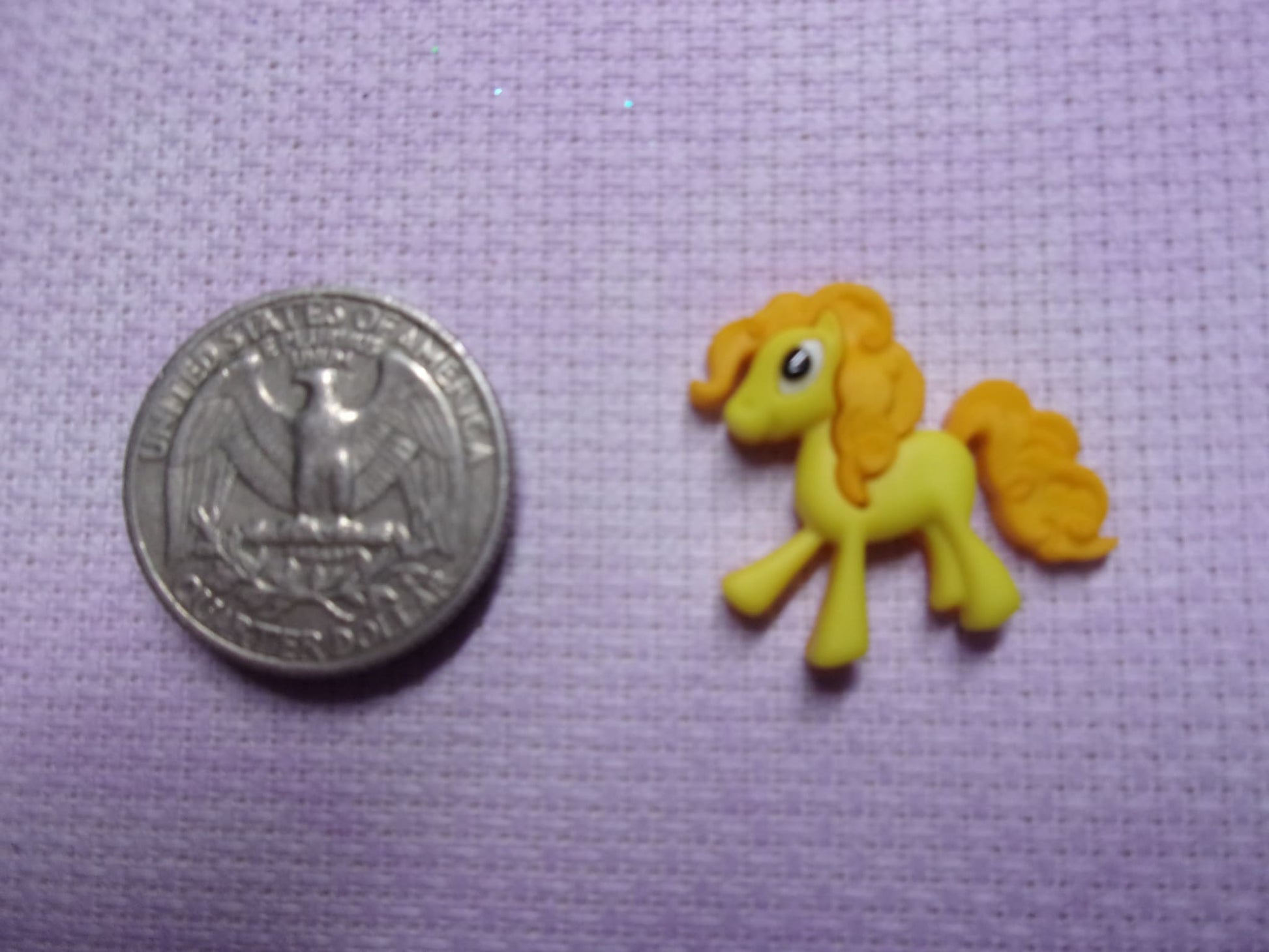 Pony Parade Needle Minders Yellow Needle Minders