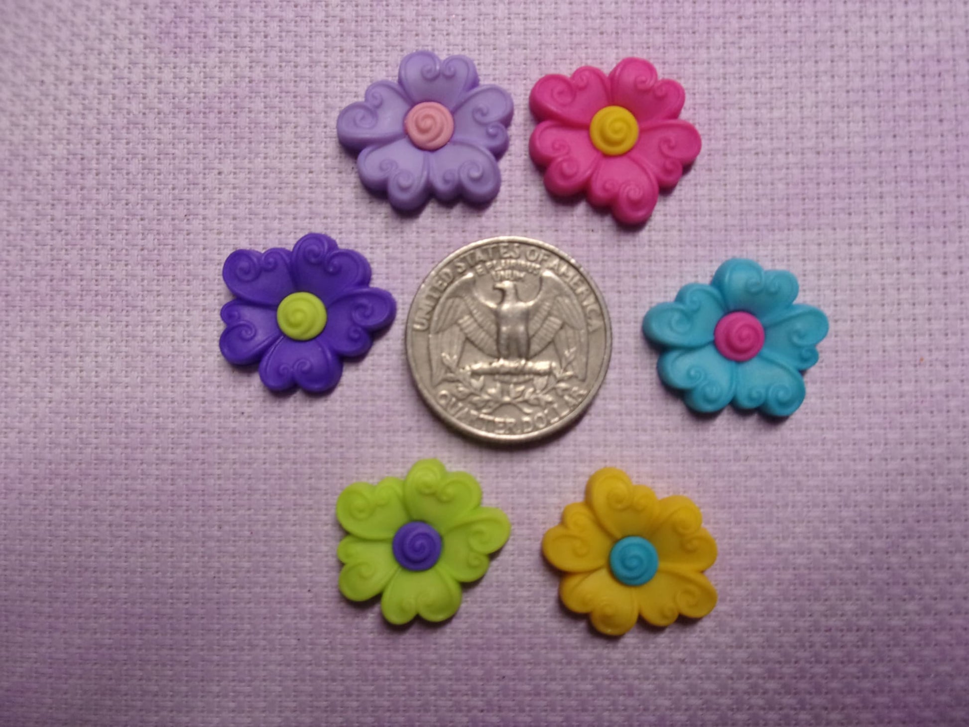 Swirly Flowers Needle Minders Non-Glitter