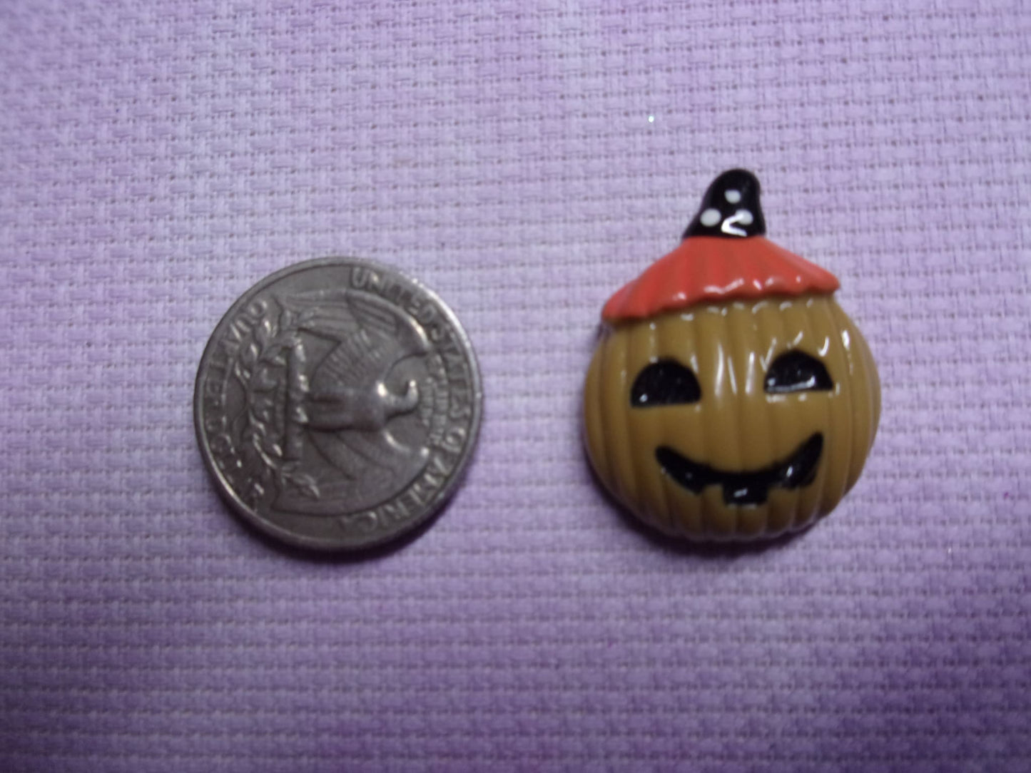 Halloween Resin Needle Minders Pumpkin