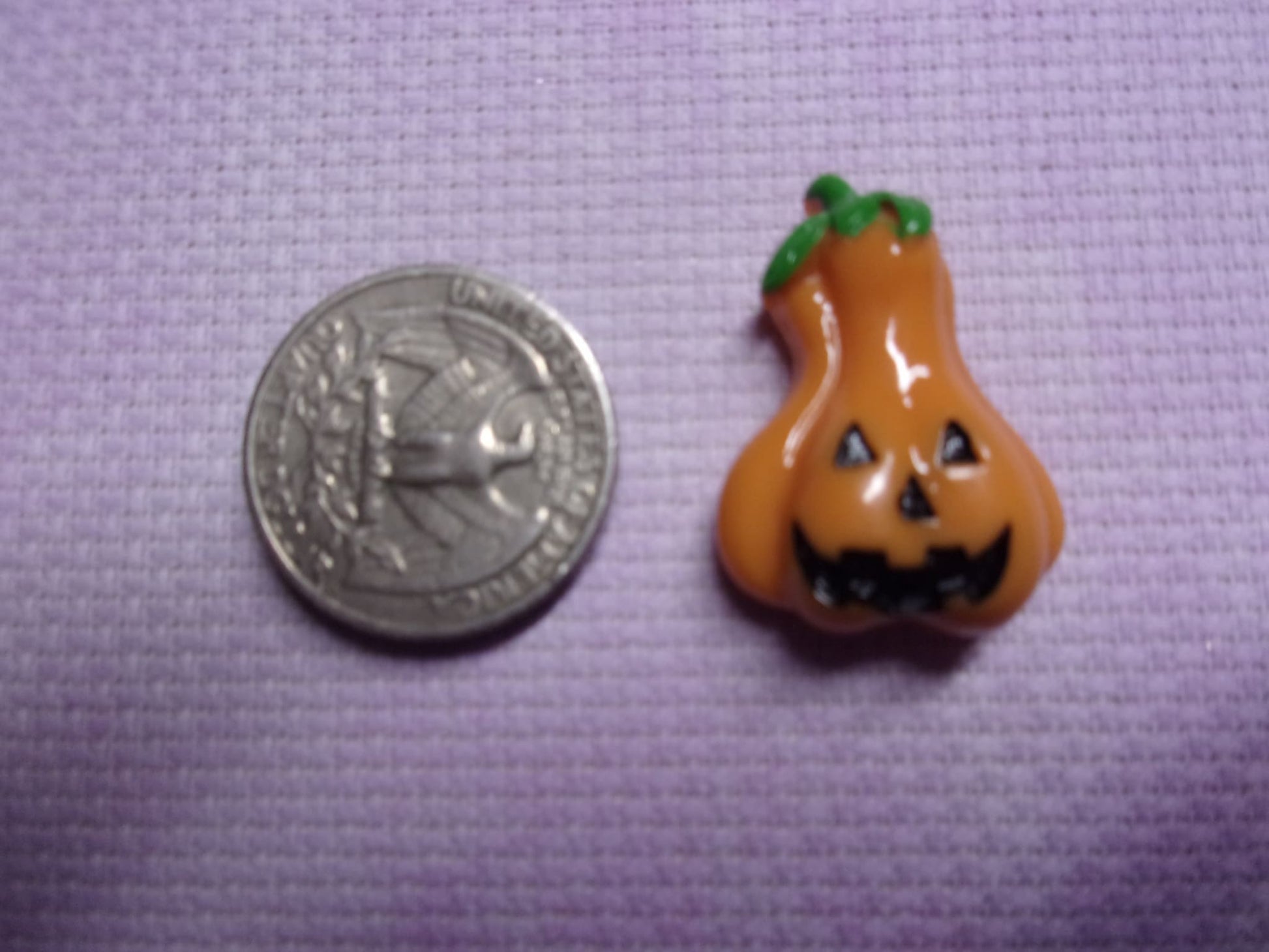 Halloween Resin Needle Minders Gourd