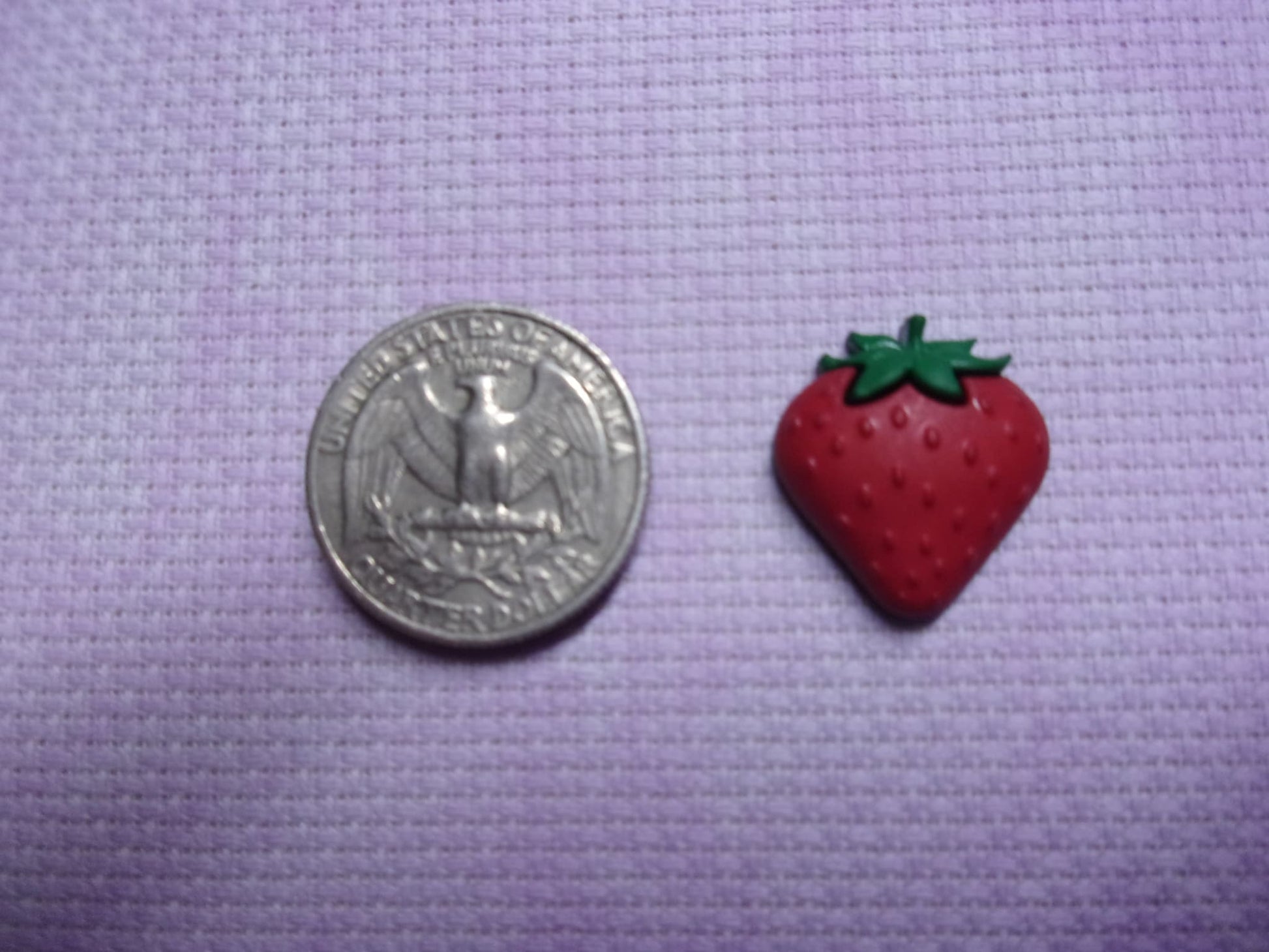 Fruits Needle Minders Strawberry