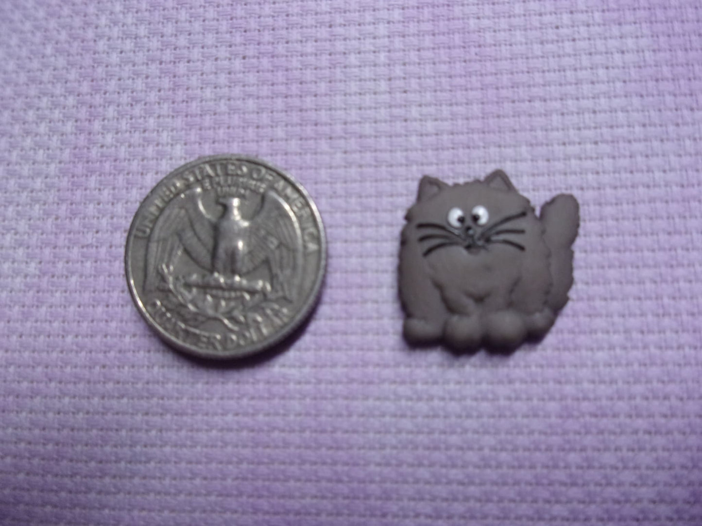 Cats Needle Minders Grey Fat Cat