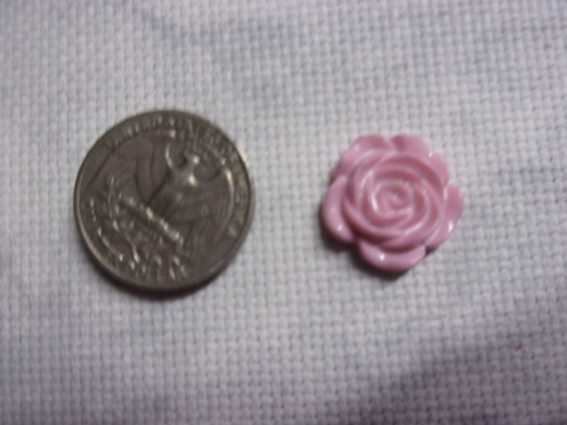 Paris Needle Minders Lt Rose