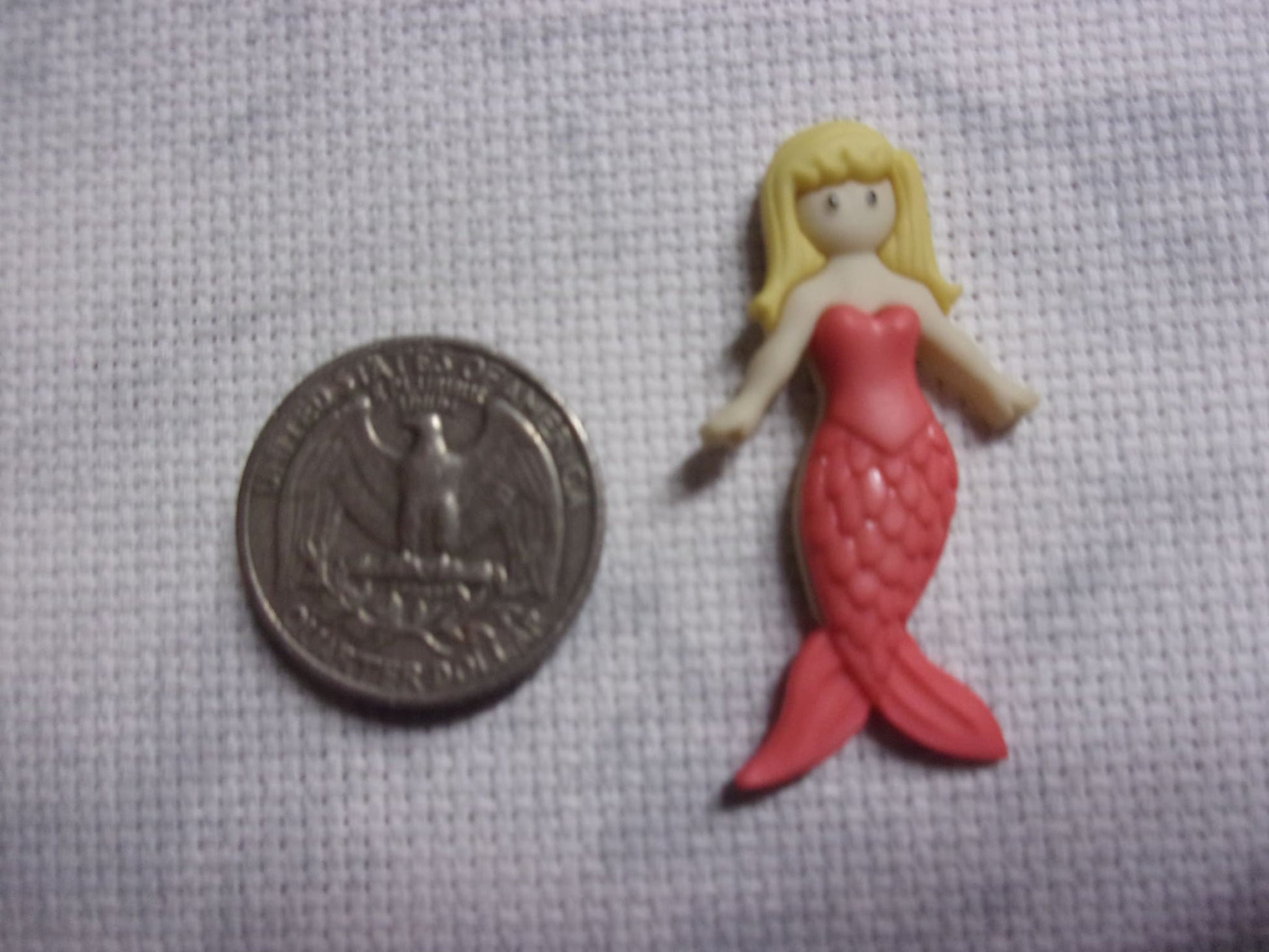 Mermaids Needle Minders Orange