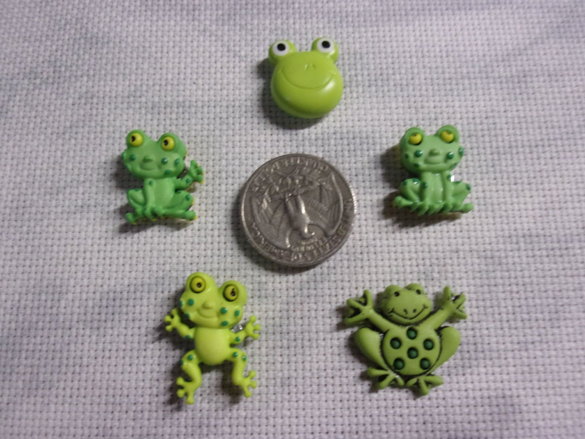 Froggy Needle Minders