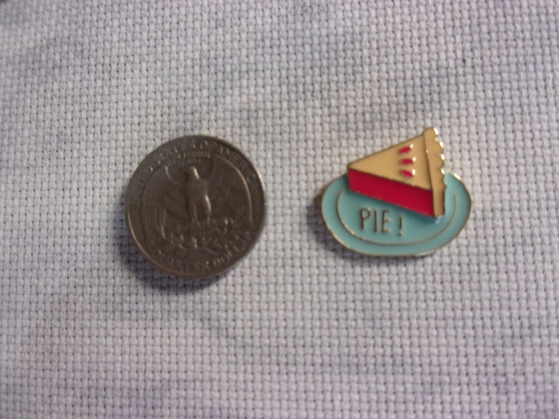 Metal Desserts Needle Minders Pie