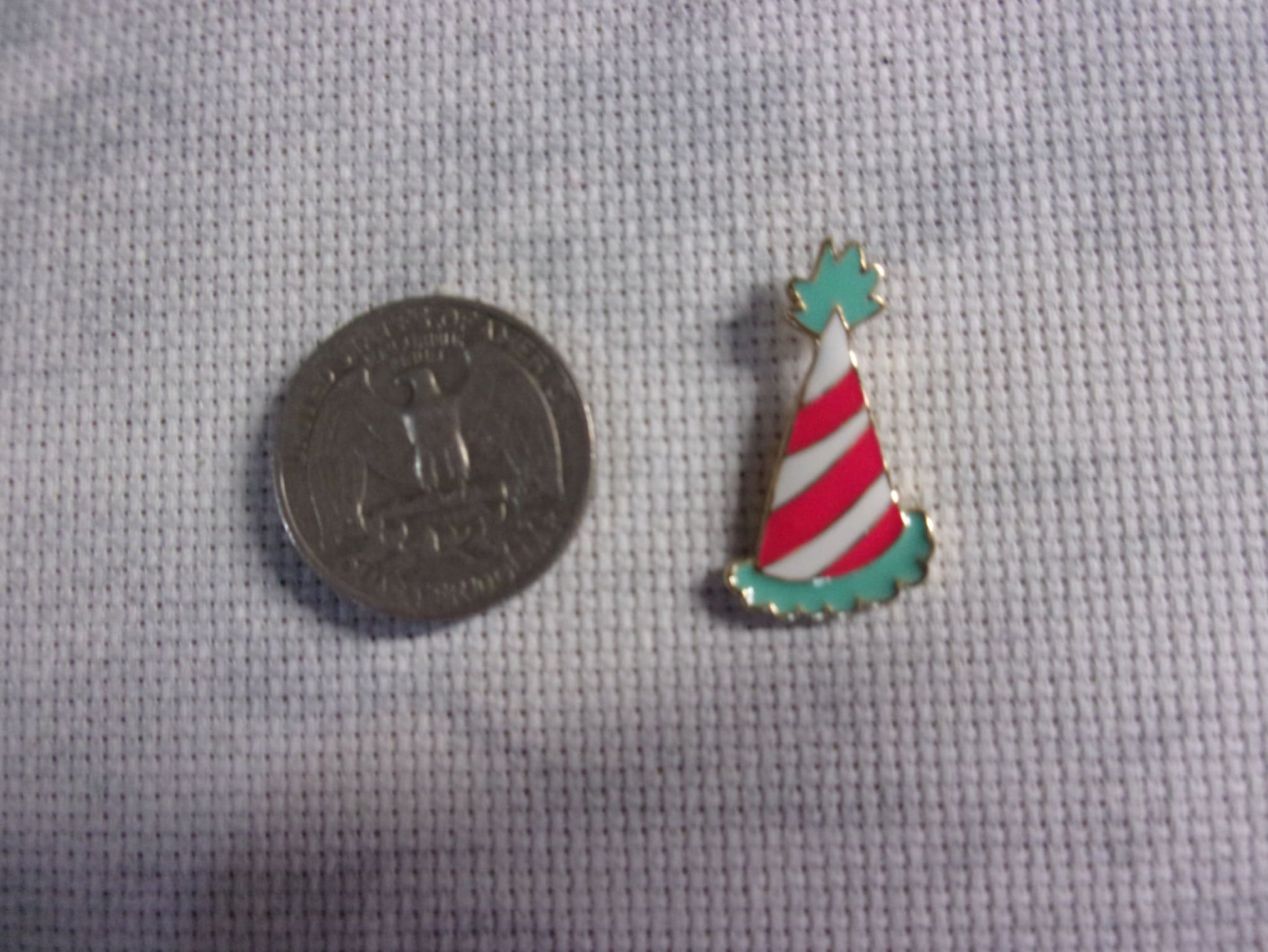 Metal Party Time Needle Minders Hat