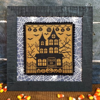 Puntinipuntini Boo To You Halloween haunted house cross stitch pattern