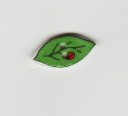 Trena's Trinkets Leaf ceramic button