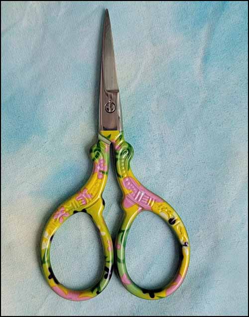 Yarn Tree Lime Yellow 3.6 inch Embroidery Scissors