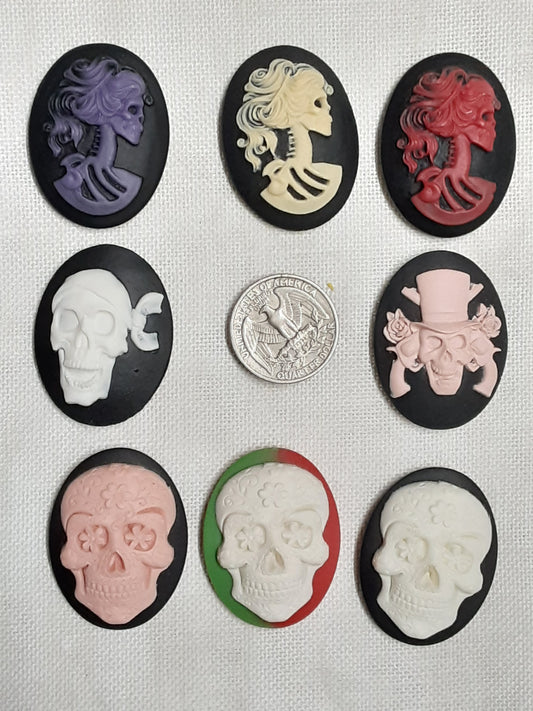 3D Skull Cabachons Needle Minders