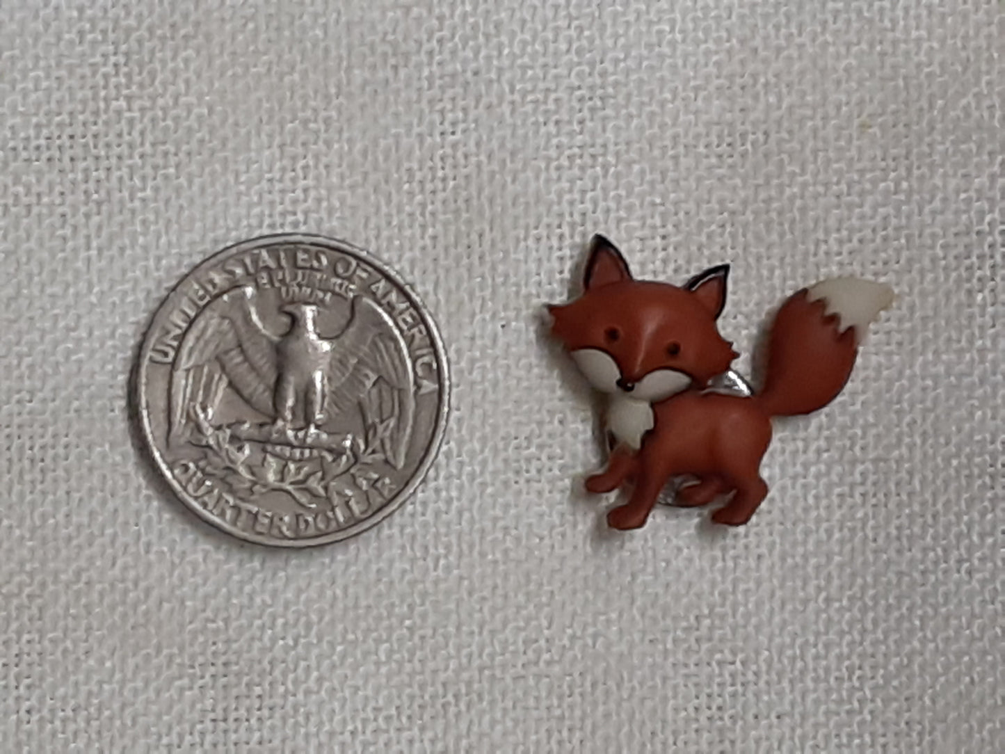 Red Fox needle minders