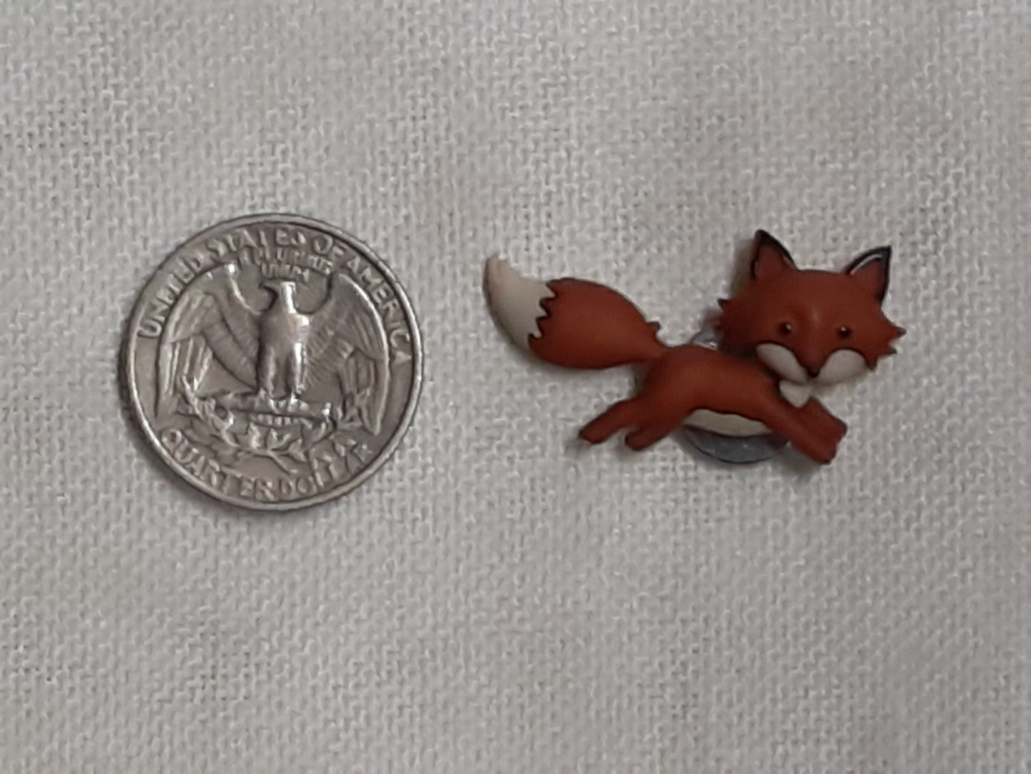 Red Fox needle minders