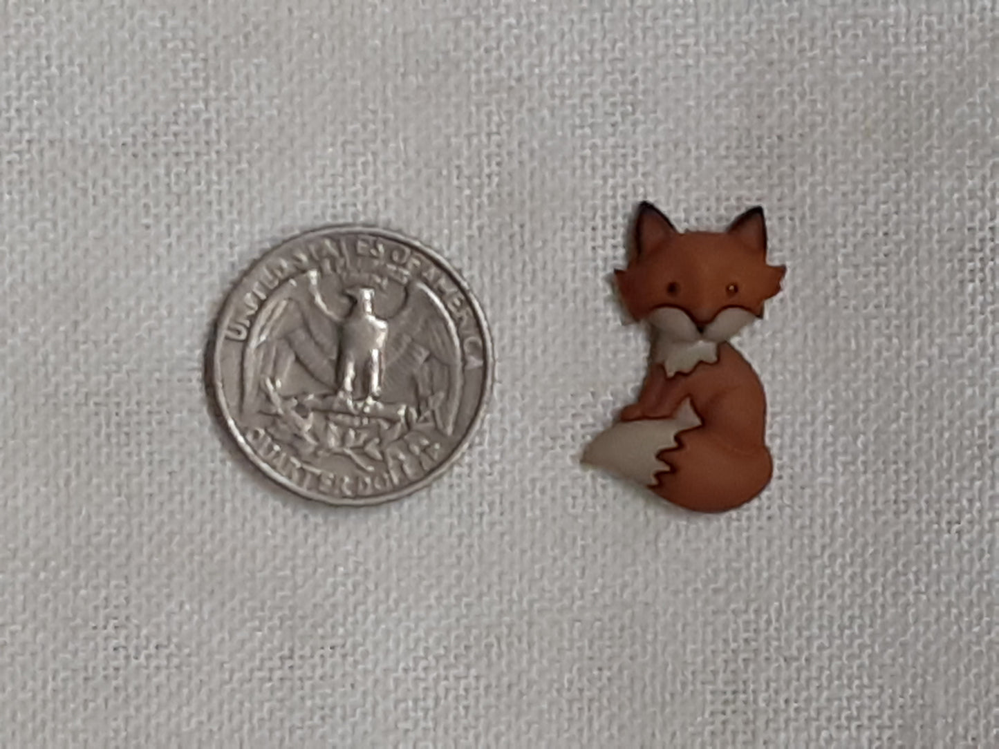 Red Fox needle minders