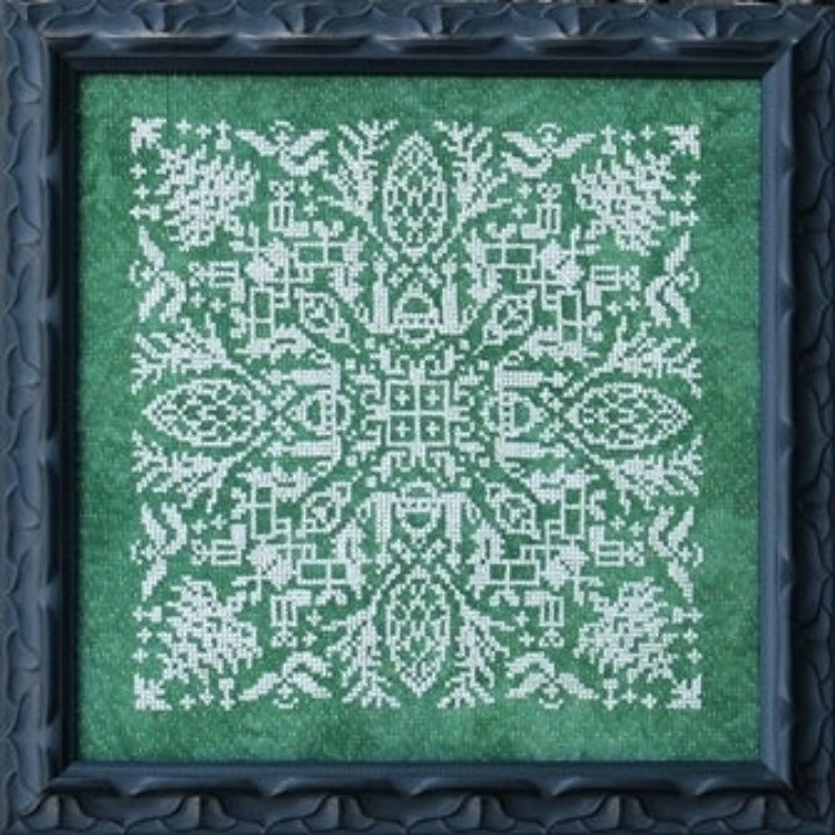 A Holly Jolly Mandala pattern – Sandra's Stitch Stash