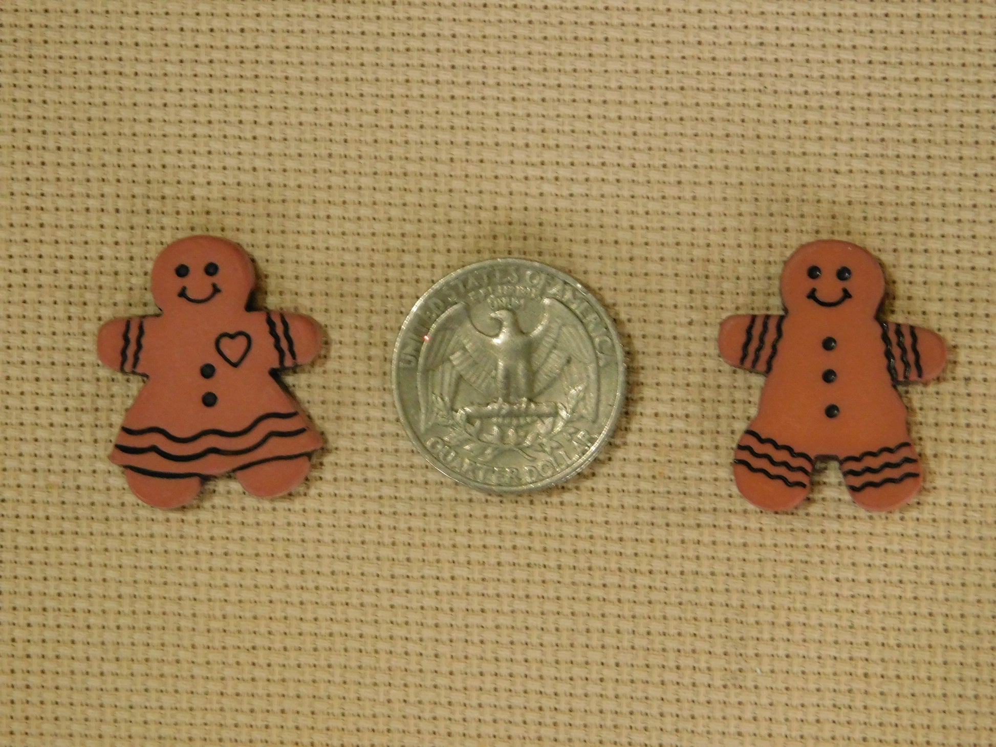 Gingerbread Cookie Boy and Girl Christmas needle minders