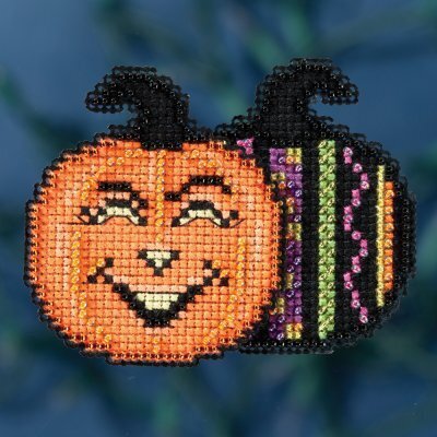 Mill Hill Pumpkin Patch MH18-1622 beaded halloween cross stitch kit