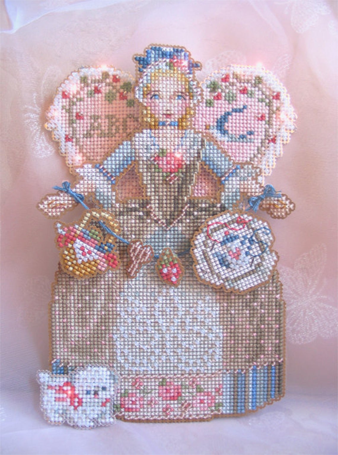 Spirit of Cross Stitch Angel Ornament pattern